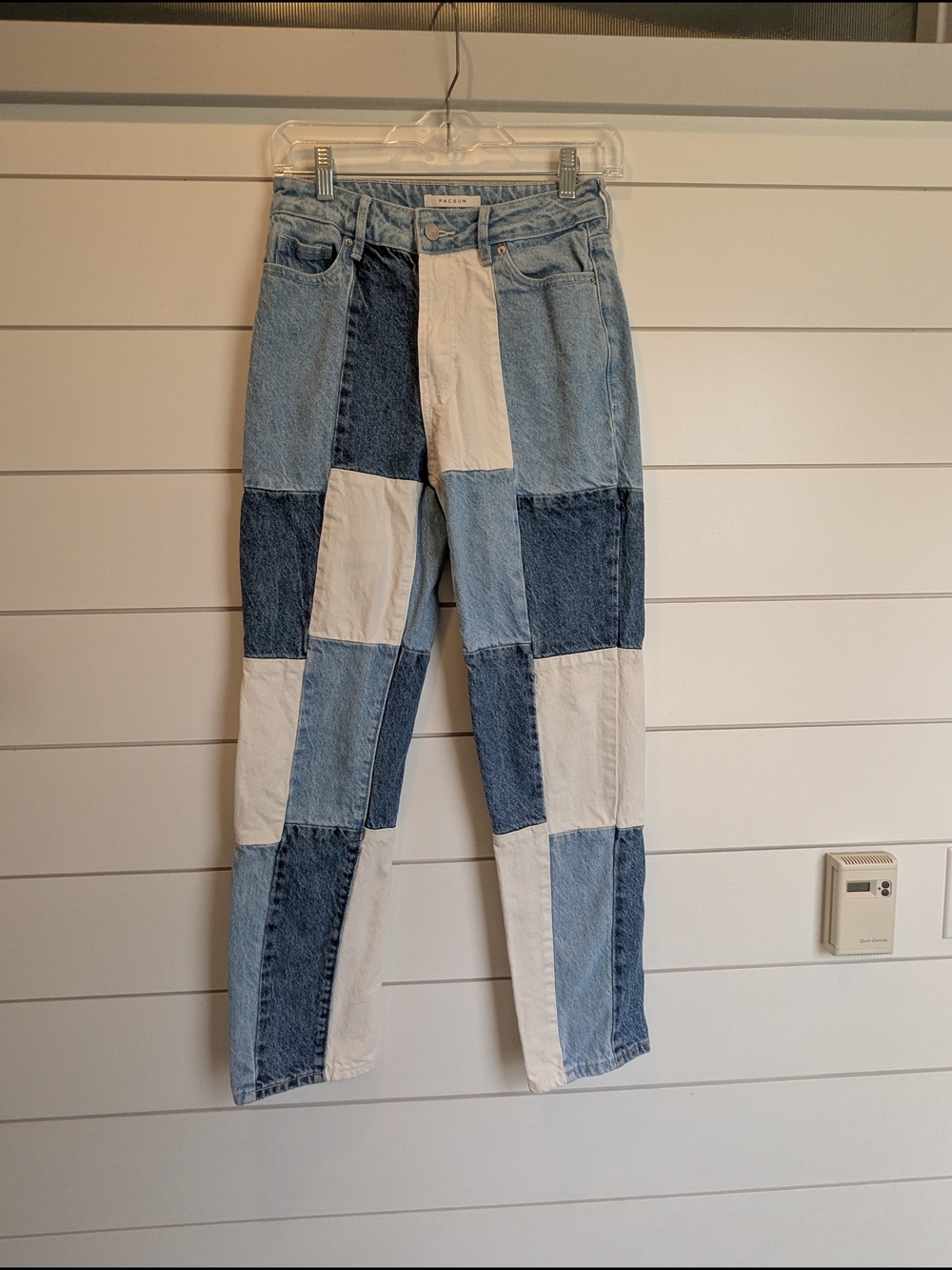 PacSun Patchwork Colorblock Mom Jeans Size 24 100% Cotton Rigid Denim